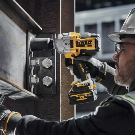 DeWalt DCF961NT Klucz Udarowy 1/2" 18V XR (1627 / 2373 Nm)
