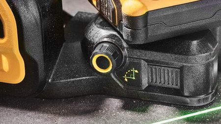 LASER LINIOWY 3-PŁASZCZYZNOWY 12/18V  ZIE. WIĄZKA XR 1*2.0AH