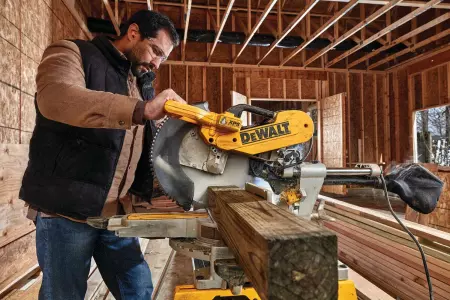 Ukośnica DeWalt DWS780 305mm 1675W