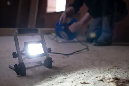 Brennenstuhl Reflektor LED EL 750 M 900lm IP65 (1171960103)