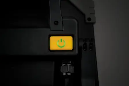 Brennenstuhl Naświetlacz LED DINORA 10050 10600lm z Gniazdem (1171580030)