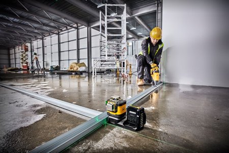 LASER LINIOWY 3-PŁASZCZYZNOWY 12/18V  ZIELONA WIĄZKA XR 0*AH