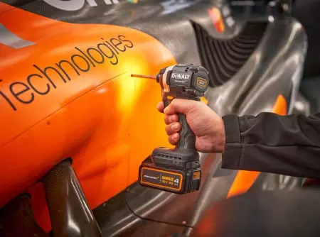 DeWalt DCF85MP2T Zakrętarka Udarowa 18V XR x McLaren F1 Team