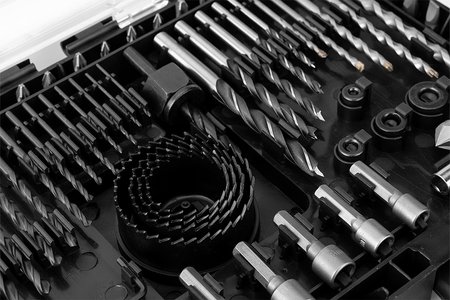 Zestaw wierteł i bitów, nasadki, 90 szt.