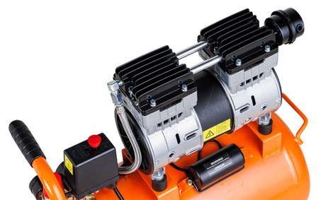 Kompresor bezolejowy 24 l