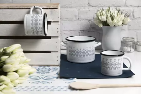 Zestaw garnków emaliowanych i czajnika emaliowanego na indukcję Majolica