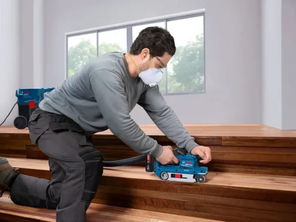 Bosch GBS 18V-75 Professional szlifierka taśmowa 75 mm 18 V (solo) Bosch GBS 18V-75 Professional szlifierka taśmowa 75 mm 18 V (solo)