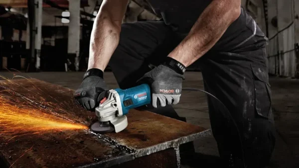 Bosch 0601394121 szlifierka kątowa 125 mm / 750 W GWS 750 S Bosch 0601394121 szlifierka kątowa 125 mm / 750 W GWS 750 S