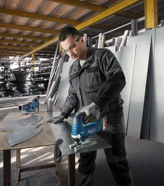 Bosch GST 185-LI Professional wyrzynarka akumulatorowa 18 V (solo) Bosch GST 185-LI Professional wyrzynarka akumulatorowa 18 V (solo)