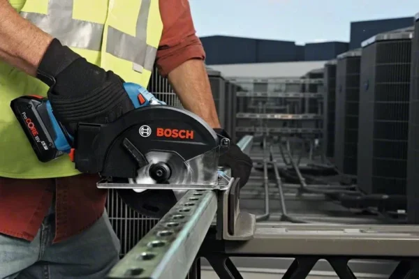 Bosch 06016B8000 pilarka tarczowa do metalu GKM 18 V-50 Bosch 06016B8000 pilarka tarczowa do metalu GKM 18 V-50