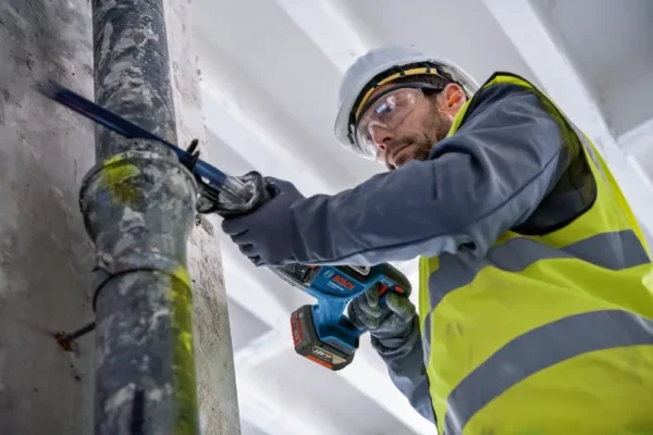 Bosch GSA 185-LI Professional pilarka szablasta akumulatorowa 18 V (solo)