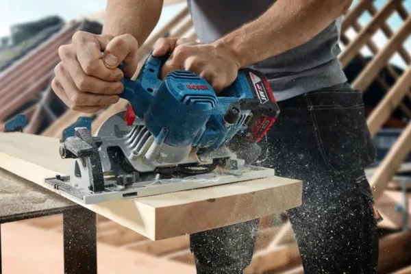 Bosch GKS 185-LI Professional pilarka tarczowa 165 mm 18 V (solo)