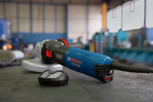 Bosch GWS 17-125 S Professional szlifierka kątowa 125 mm 1700 W z regulacją obrotów Bosch GWS 17-125 S Professional szlifierka kątowa 125 mm 1700 W z regulacją obrotów