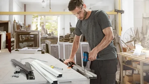 Bosch GSR 120-LI Professional wiertarko-wkrętarka 12 V 30 Nm 2×2,0 Ah Bosch GSR 120-LI Professional wiertarko-wkrętarka 12 V 30 Nm 2×2,0 Ah