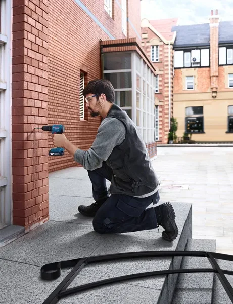 Bosch GSB 185-LI Professional wiertarko-wkrętarka udarowa 18 V 50 Nm 2×2,0 Ah