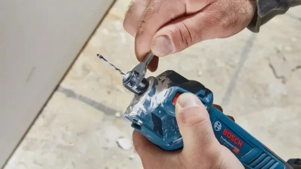 Bosch 06019K8000 wyrzynarka wycinarka do płyt k / g GCU 18 V-30