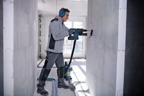 Bosch GBH 18V-26 F Professional młotowiertarka SDS-plus 2,6 J 2×5,0 Ah L-BOXX Bosch GBH 18V-26 F Professional młotowiertarka SDS-plus 2,6 J 2×5,0 Ah L-BOXX
