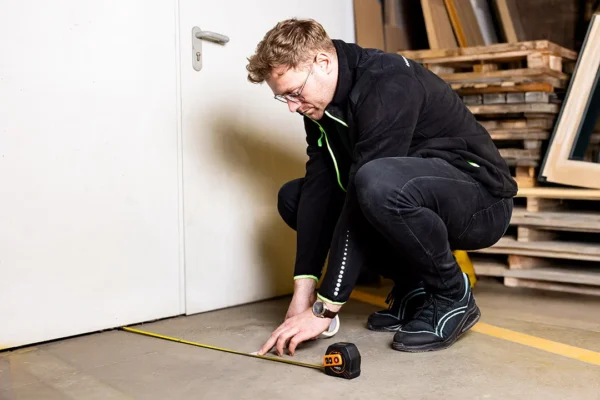 NEO TOOLS dalmierz laserowy z miarką zwijaną NEO TOOLS dalmierz laserowy z miarką zwijaną