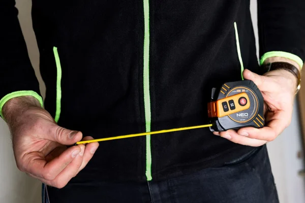 NEO TOOLS dalmierz laserowy z miarką zwijaną NEO TOOLS dalmierz laserowy z miarką zwijaną