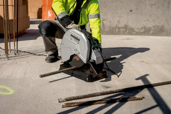 Metabo 601786000 przecinarka do metalu CS 22-355