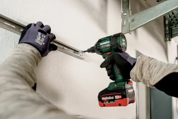 Metabo SSW 18 LTX 550 BL klucz udarowy 1/2" 18 V 550 Nm metaBOX (solo)