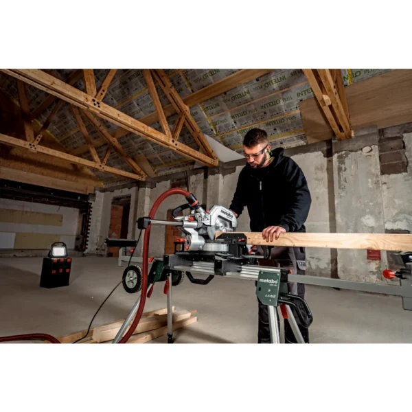 Metabo KGS 254 M 613254000 ukośnica 254 mm 1800 W