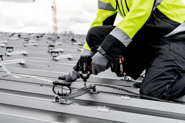Metabo Combo Set 2.8.8 18V SB 18 LT BL + SSD 18 LT 200 BL 2×5,2 Ah Metabo Combo Set 2.8.8 18V SB 18 LT BL + SSD 18 LT 200 BL 2×5,2 Ah