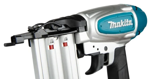 Makita AF506 gwoździarka pneumatyczna do gwoździ 15–50 mm