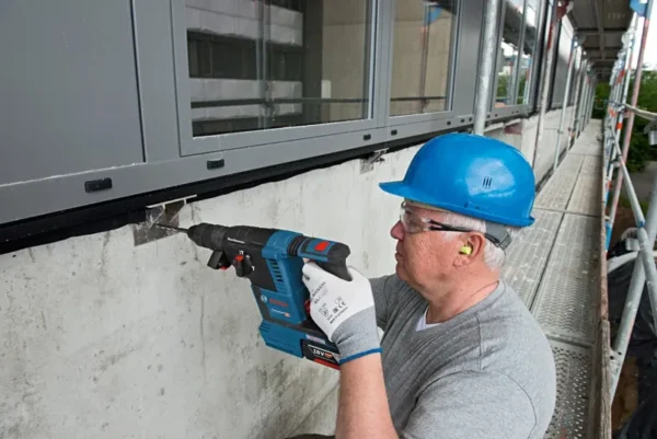 Bosch Professional GBH 18V-26 F + GDE 18V-16 2× ProCORE18V 5,5 Ah