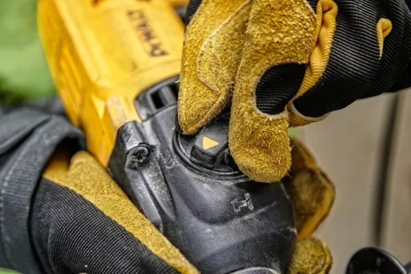 DeWALT D25134K młotowiertarka SDS-plus 800 W 2,8 J z uchwytem 13 mm DeWALT D25134K młotowiertarka SDS-plus 800 W 2,8 J z uchwytem 13 mm