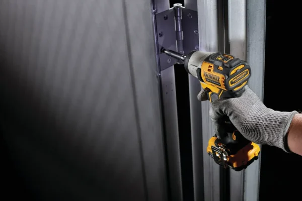 DEWALT DCF801D2 zakrętarka udarowa 12 V 163 Nm 2×2,0 Ah