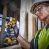 DEWALT DCF850E1T zakrętarka udarowa 18 V 208 Nm 1×1,7 Ah powerstack TSTAK DEWALT DCF850E1T zakrętarka udarowa 18 V 208 Nm 1×1,7 Ah powerstack TSTAK