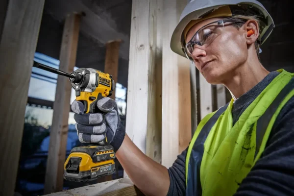 DEWALT DCF850E1T zakrętarka udarowa 18 V 208 Nm 1×1,7 Ah powerstack TSTAK DEWALT DCF850E1T zakrętarka udarowa 18 V 208 Nm 1×1,7 Ah powerstack TSTAK