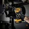 DEWALT DCF901P1 klucz udarowy 1/2" 12 V 340 Nm 1×5,0 Ah