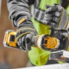 DEWALT DCG416VSN szlifierka kątowa 125 mm 18 V reg. obr. wył. łopatkowy TSTAK