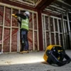 DeWALT DCL077 kompaktowa lampa LED 18 V XR 2000 lm (solo)