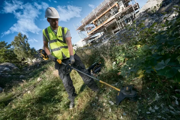 DEWALT DCM571X1 podkaszarka kosa żyłkowa 54 V 1×9,0/3,0 Ah FLEXVOLT DEWALT DCM571X1 podkaszarka kosa żyłkowa 54 V 1×9,0/3,0 Ah FLEXVOLT