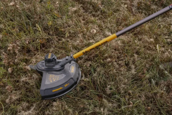 DEWALT DCM571X1 podkaszarka kosa żyłkowa 54 V 1×9,0/3,0 Ah FLEXVOLT DEWALT DCM571X1 podkaszarka kosa żyłkowa 54 V 1×9,0/3,0 Ah FLEXVOLT