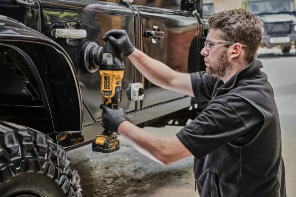 DEWALT DCM848N polerka 125 mm 18 V