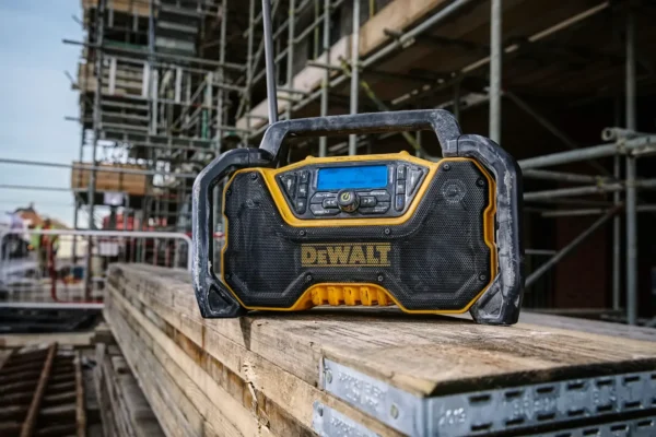 DeWALT DCR029 radio budowlane DAB+/FM Bluetooth 12–54 V XR (solo)
