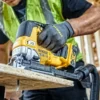 DEWALT DCS334P2 wyrzynarka 18 V 2×5,0 Ah