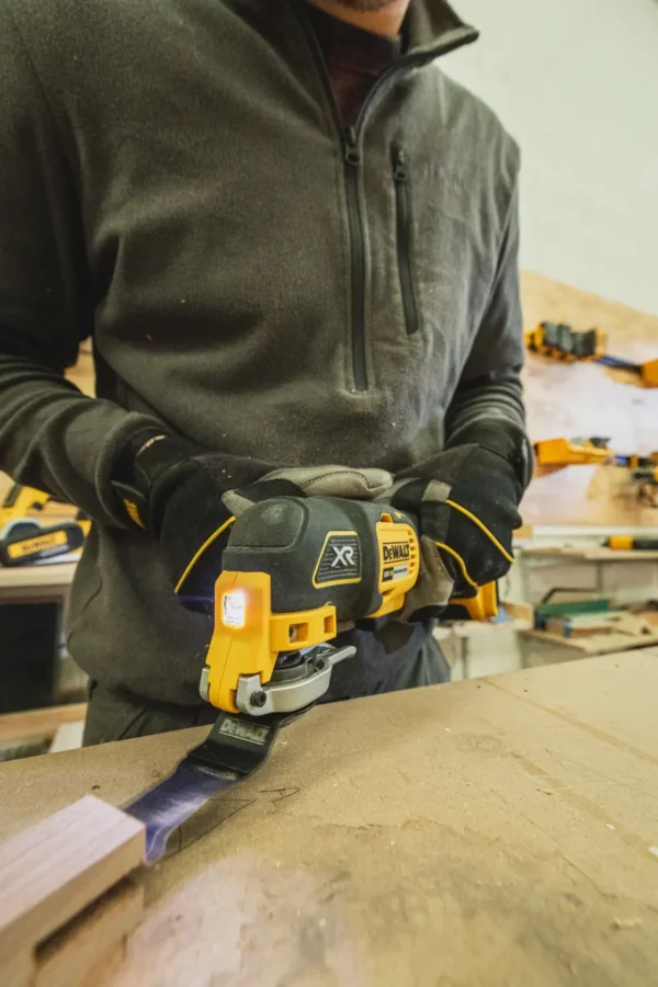 DEWALT DCS355N-XJ narzędzie wielofunkcyjne 18V XR