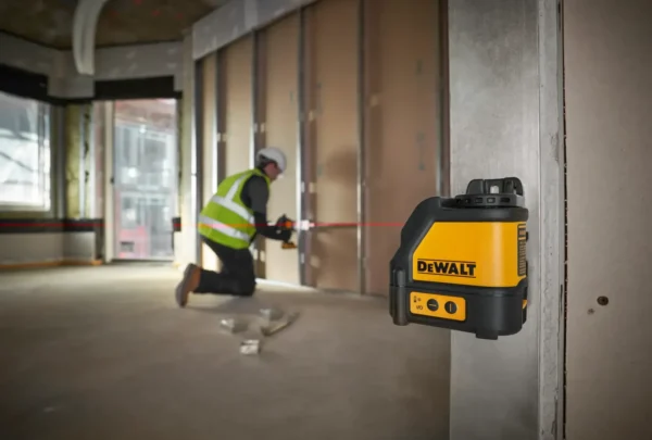DEWALT DW088K urządzenie pomiarowe laser krzyżowy 15m czerwony
