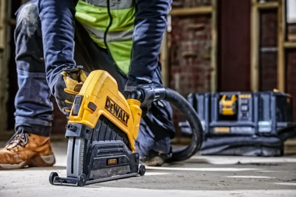 DEWALT DWE46229 osłona do cięcia betonu 230 mm DEWALT DWE46229 osłona do cięcia betonu 230 mm
