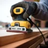 DEWALT DWE6411-QS szlifierka oscylacyjna 1/4 arkusza 230 W DEWALT DWE6411-QS szlifierka oscylacyjna 1/4 arkusza 230 W