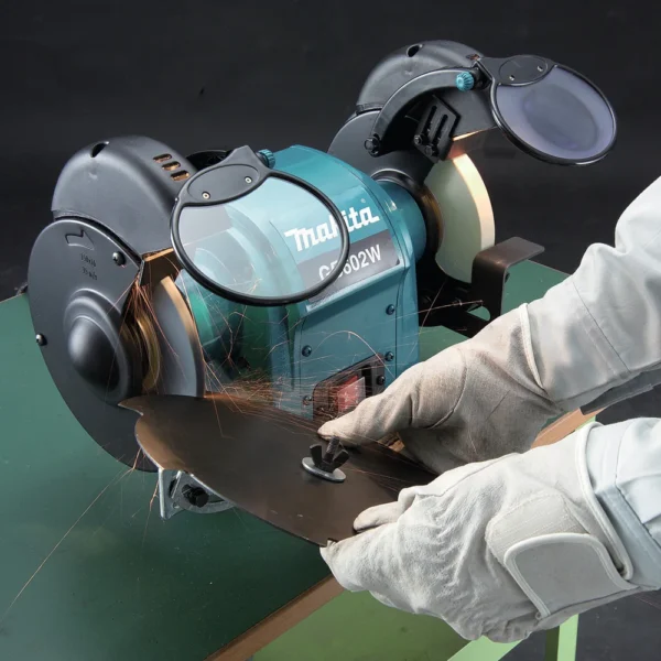 Makita GB602W szlifierka stołowa 150 mm 250 W z oświetleniem Makita GB602W szlifierka stołowa 150 mm 250 W z oświetleniem
