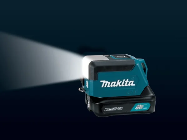 Makita ML107 lampa akumulatorowa latarka 12 V 200lm