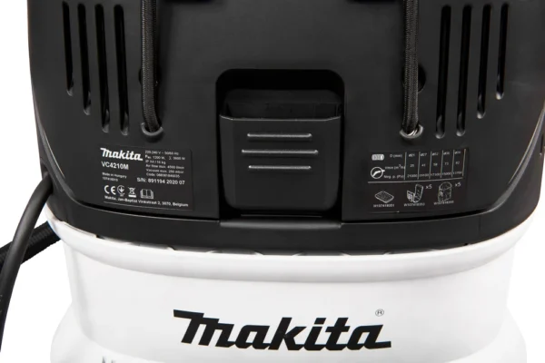 Makita VC4210M odkurzacz 1200 W